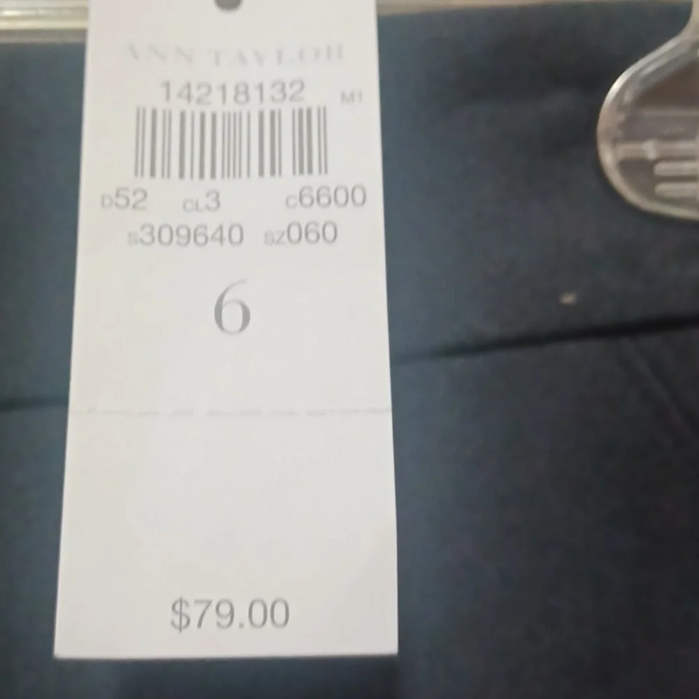 NWT ANN TAYLOR PENCIL BLACK SKIRT
